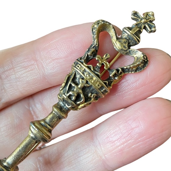 Vintage Scepter Brooch/ Pin - Picture 4 of 5